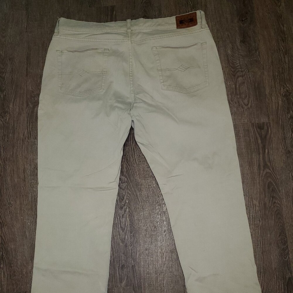 Joseph Abboud - Classic Fit Khaki's 38x32